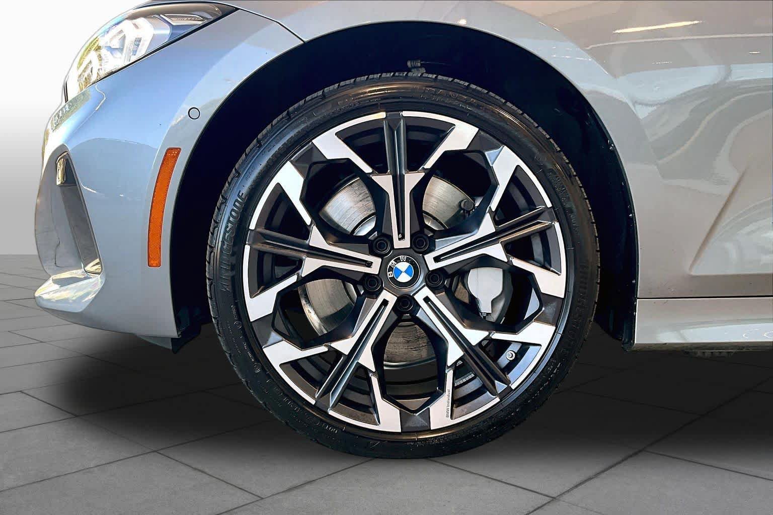 Used 2026 BMW 330i Sedan RWD image 10