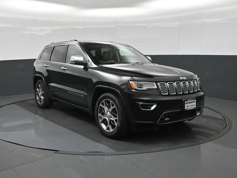 Used 2020 Jeep Grand Cherokee Overland AWD/4WD image 2