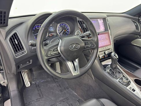 Used 2017 INFINITI Q60 3.0t Sport image 13
