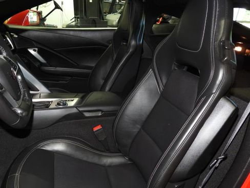 Used 2019 Chevrolet Corvette Stingray Coupe w/ Battery Protection Package RWD image 22