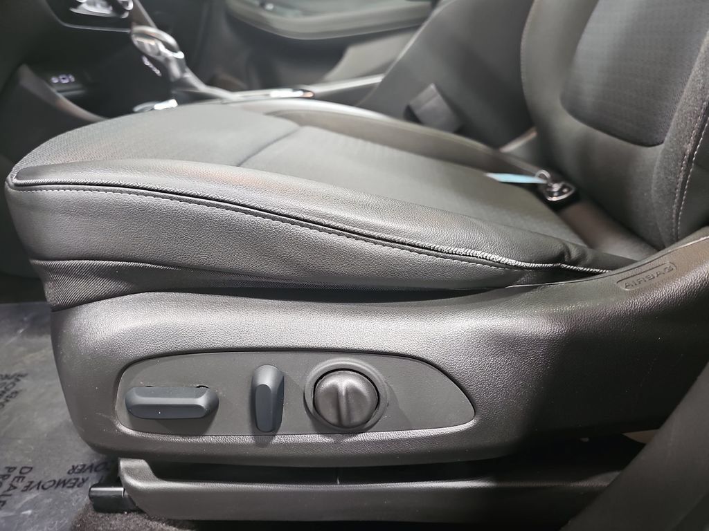 Certified 2023 Buick Encore GX Select w/ Experience Buick Package FWD image 34
