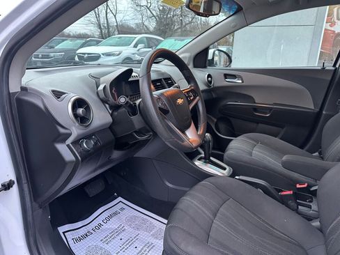 Used 2016 Chevrolet Sonic LT image 11