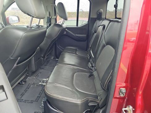 Used 2021 Nissan Frontier PRO-4X w/ Pro-4x Utility Package image 6