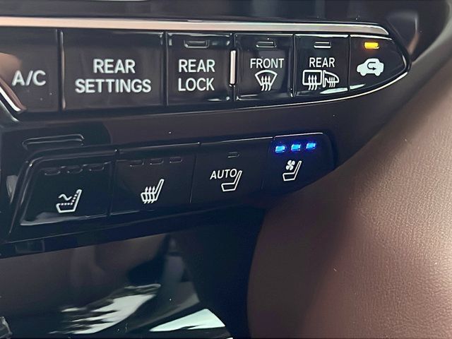 Certified 2026 Acura MDX w/ Advance Package AWD/4WD image 19