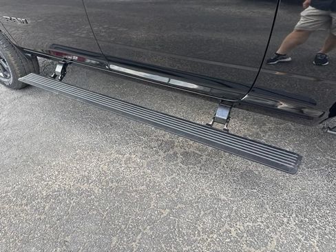 New 2026 RAM 3500 Laramie AWD/4WD image 26