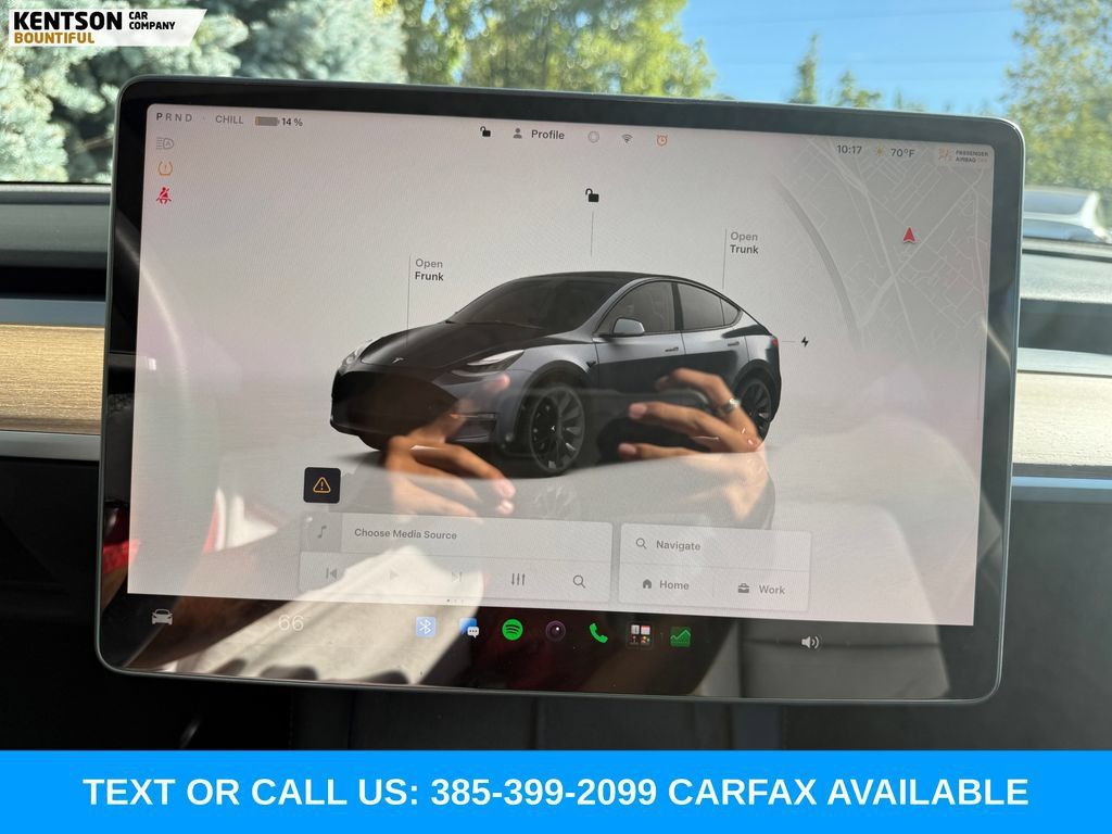 Used 2022 Tesla Model Y Long Range AWD/4WD image 19