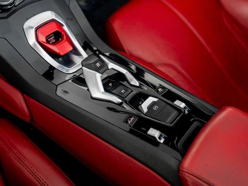 Used 2017 Lamborghini Huracan LP 610-4 image 36