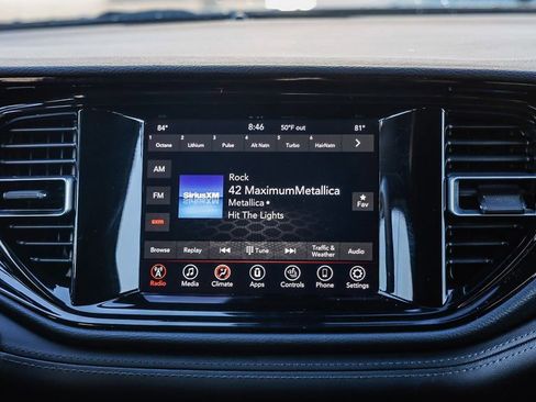 Certified 2024 Dodge Durango SXT w/ SXT Blacktop Group image 15