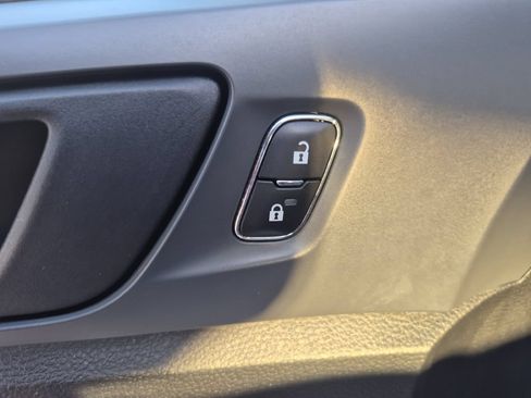 Used 2021 Ford Ranger XL RWD image 11