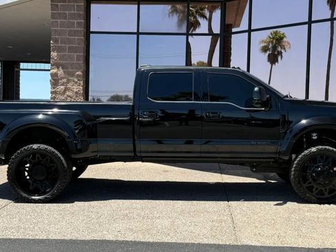 Used 2022 Ford F450 Platinum w/ FX4 Off-Road Package AWD/4WD image 14