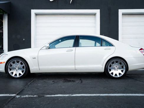 Used 2007 Mercedes-Benz S 600 image 10