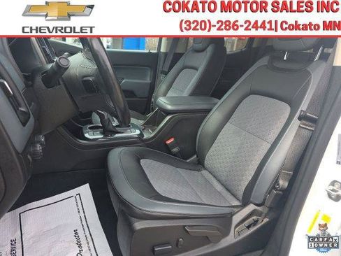 Used 2022 Chevrolet Colorado Z71 AWD/4WD image 11