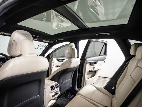 Used 2024 Mercedes-Benz GLC 300 4MATIC image 26