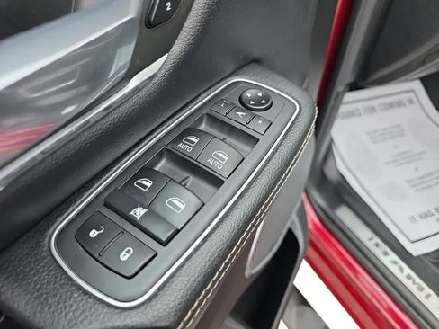 Used 2021 RAM 1500 Laramie AWD/4WD image 15