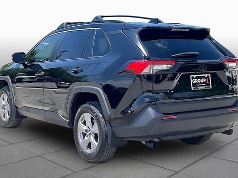 Used 2025 Toyota RAV4 XLE w/ Convenience Package FWD image 12