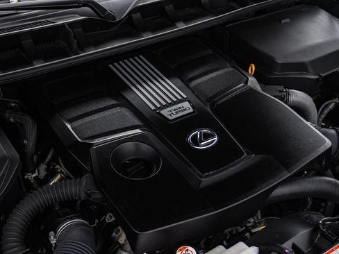 Used 2023 Lexus LX 600 4WD w/ Appearance Package image 32