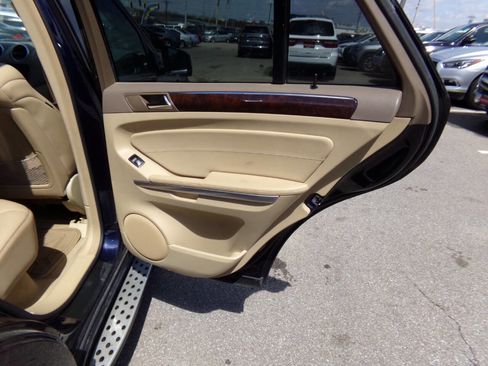 Used 2011 Mercedes-Benz ML 350 4MATIC image 25