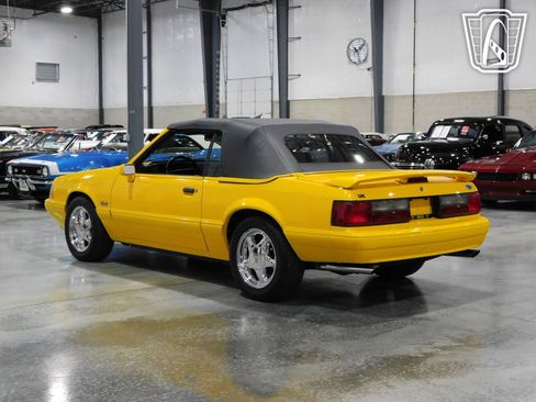 Used 1993 Ford Mustang LX image 22