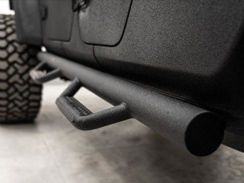 Used 2025 Jeep Gladiator Sport image 13