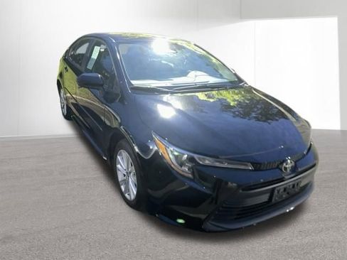Certified 2024 Toyota Corolla LE FWD image 4