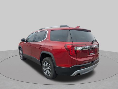 Used 2023 GMC Acadia SLT AWD/4WD image 6