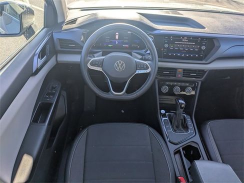 Certified 2023 Volkswagen Taos SE w/ Black Wheel Package image 16