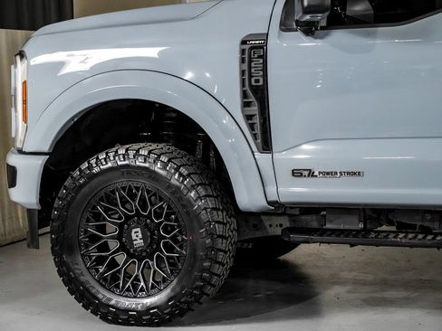 Used 2024 Ford F250 Lariat w/ Sport Appearance Package AWD/4WD image 13