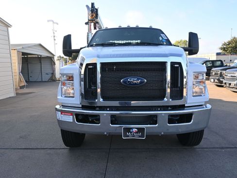 New 2026 Ford F750 2WD SuperCab Super Duty image 16