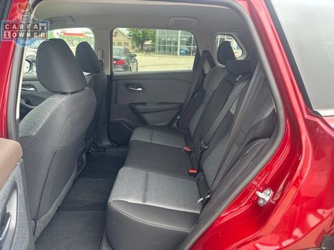 Used 2023 Nissan Rogue SV AWD/4WD image 11