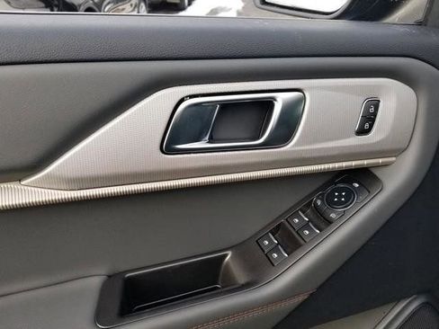 New 2026 Ford Explorer Active w/ Active Comfort Package image 14