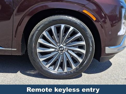 Used 2024 Hyundai Palisade Calligraphy image 10