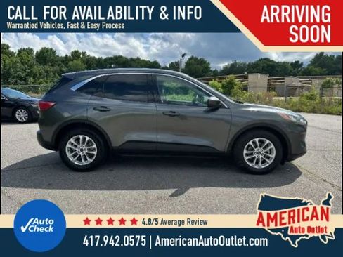 Used 2020 Ford Escape SE FWD image 2