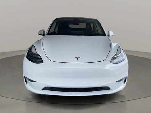 Used 2021 Tesla Model Y Long Range AWD/4WD image 8