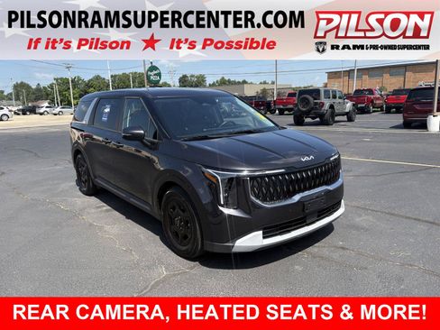 Used 2025 Kia Carnival FWD image 1