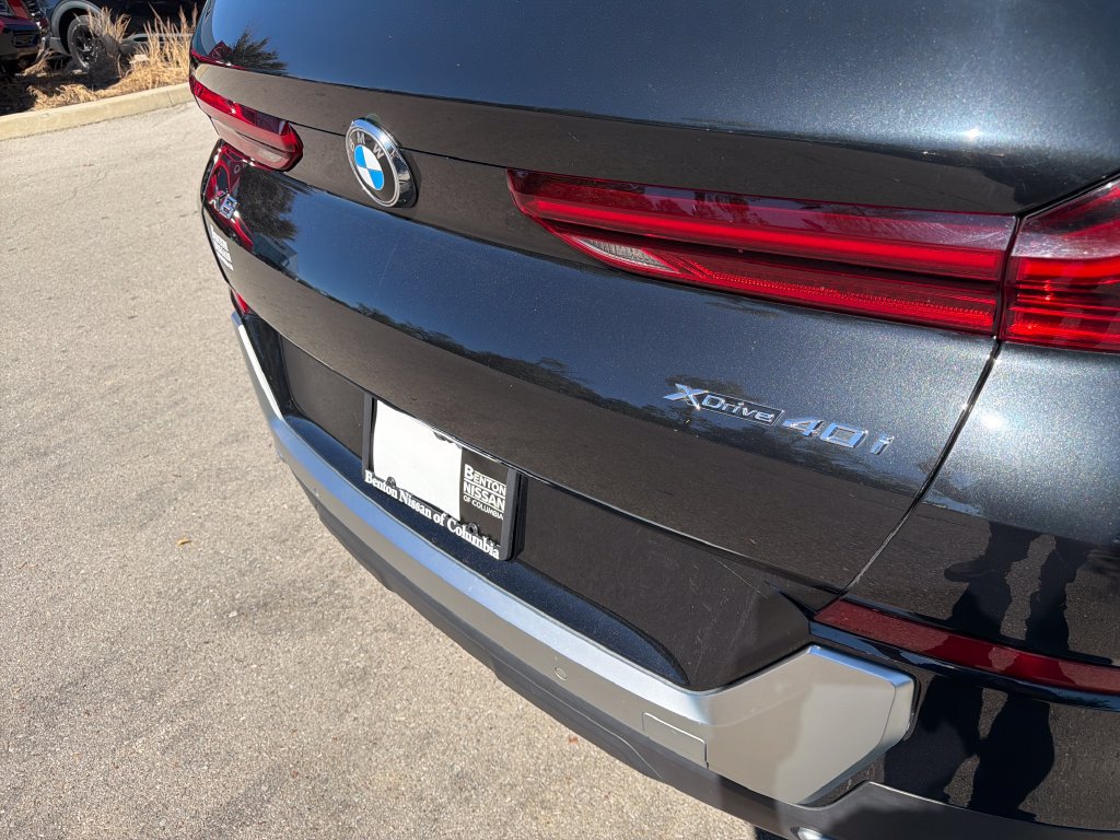 Used 2023 BMW X6 xDrive40i AWD/4WD image 44