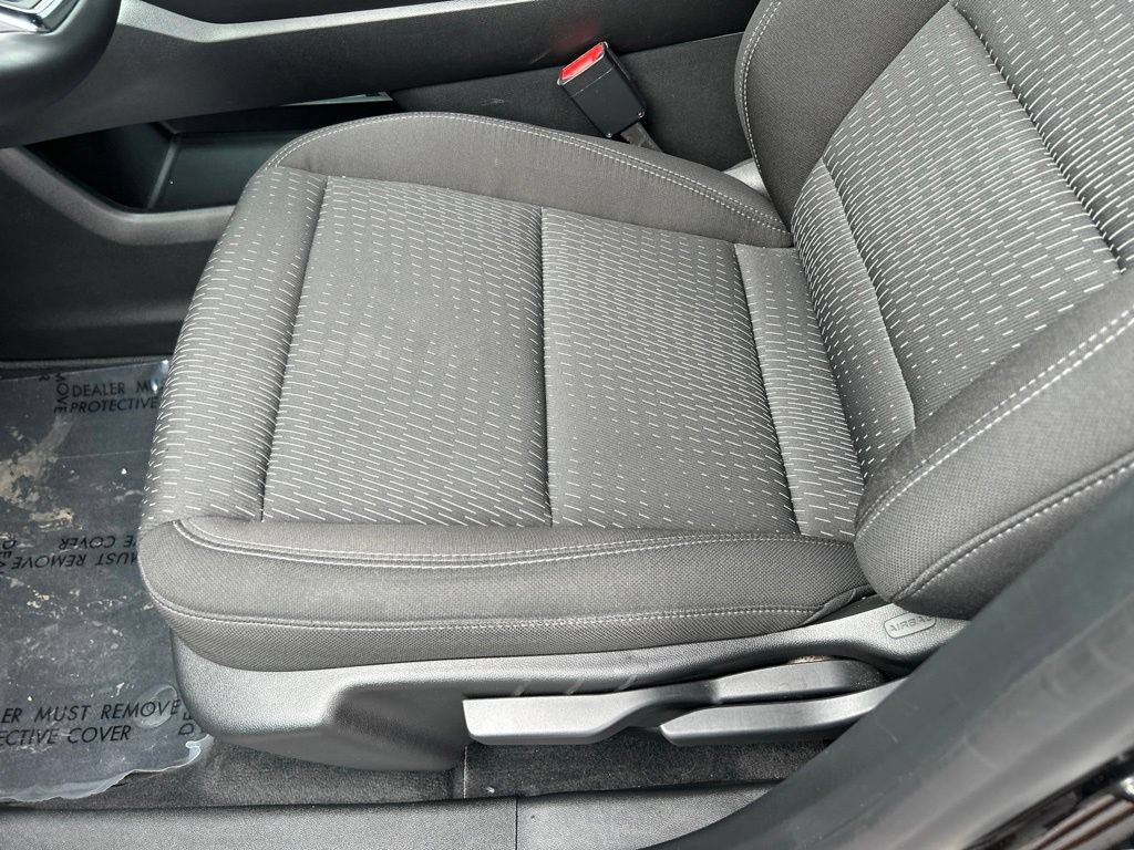 Used 2026 Chevrolet Equinox LT AWD/4WD image 18