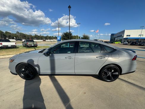 Certified 2024 Honda Accord Sport image 5