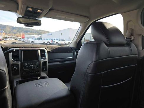 Used 2015 RAM 2500 Laramie w/ Protection Group image 14
