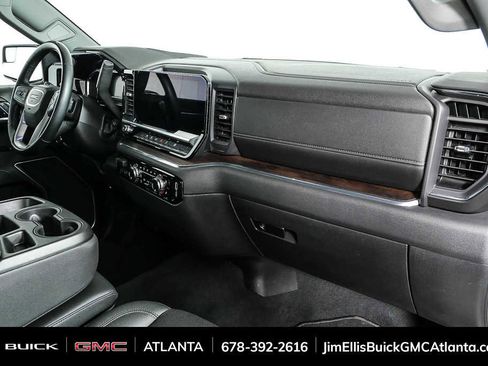 Used 2025 GMC Sierra 1500 SLT AWD/4WD image 22