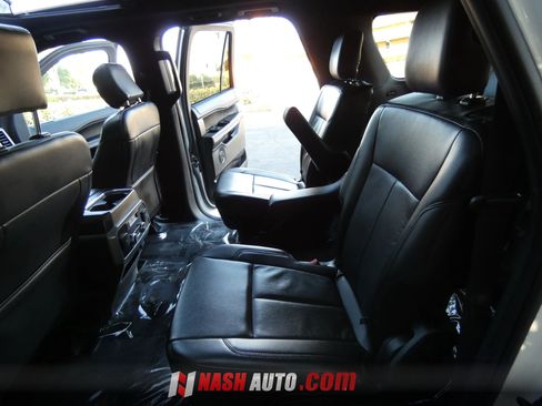 Used 2020 Ford Expedition Max XLT w/ Equipment Group 202A RWD image 56