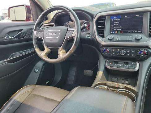 Used 2022 GMC Acadia AT4 w/ Technology Package AWD/4WD image 13