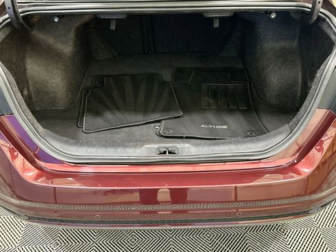 Used 2023 Nissan Altima 2.5 SV image 30