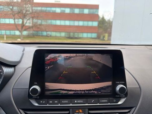 Used 2020 Nissan Altima 2.5 S w/ Driver Assist Package image 10