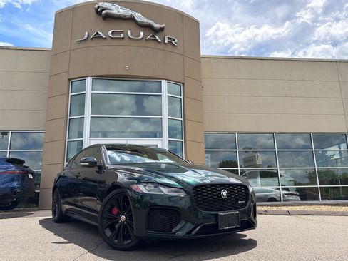 Used 2023 Jaguar XF R-Dynamic SE AWD/4WD image 1