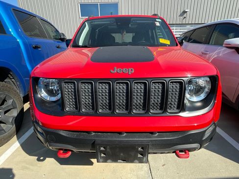 Used 2022 Jeep Renegade Trailhawk w/ Sun/Sound Group AWD/4WD image 2