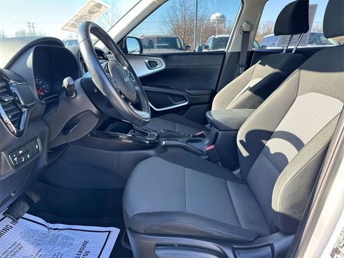 Used 2022 Kia Soul X-Line image 20