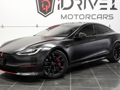 Used 2021 Tesla Model S Plaid image 8