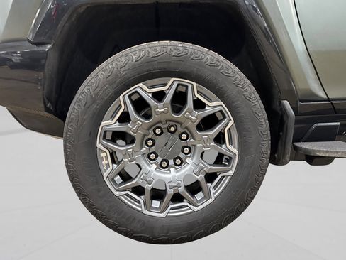 Used 2024 GMC Hummer EV 3X image 55