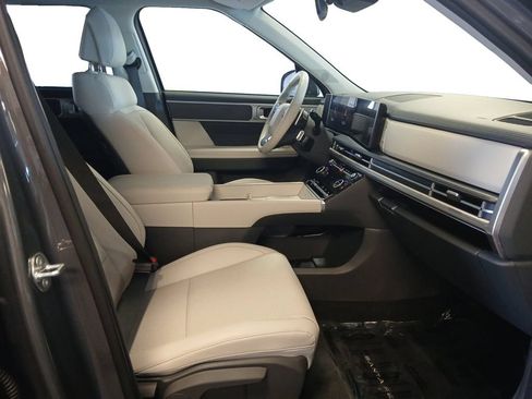 Used 2025 Hyundai Santa Fe SEL FWD image 15