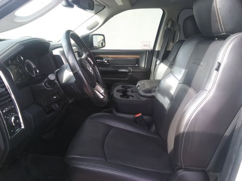 Used 2016 RAM 1500 Laramie w/ Convenience Group image 11